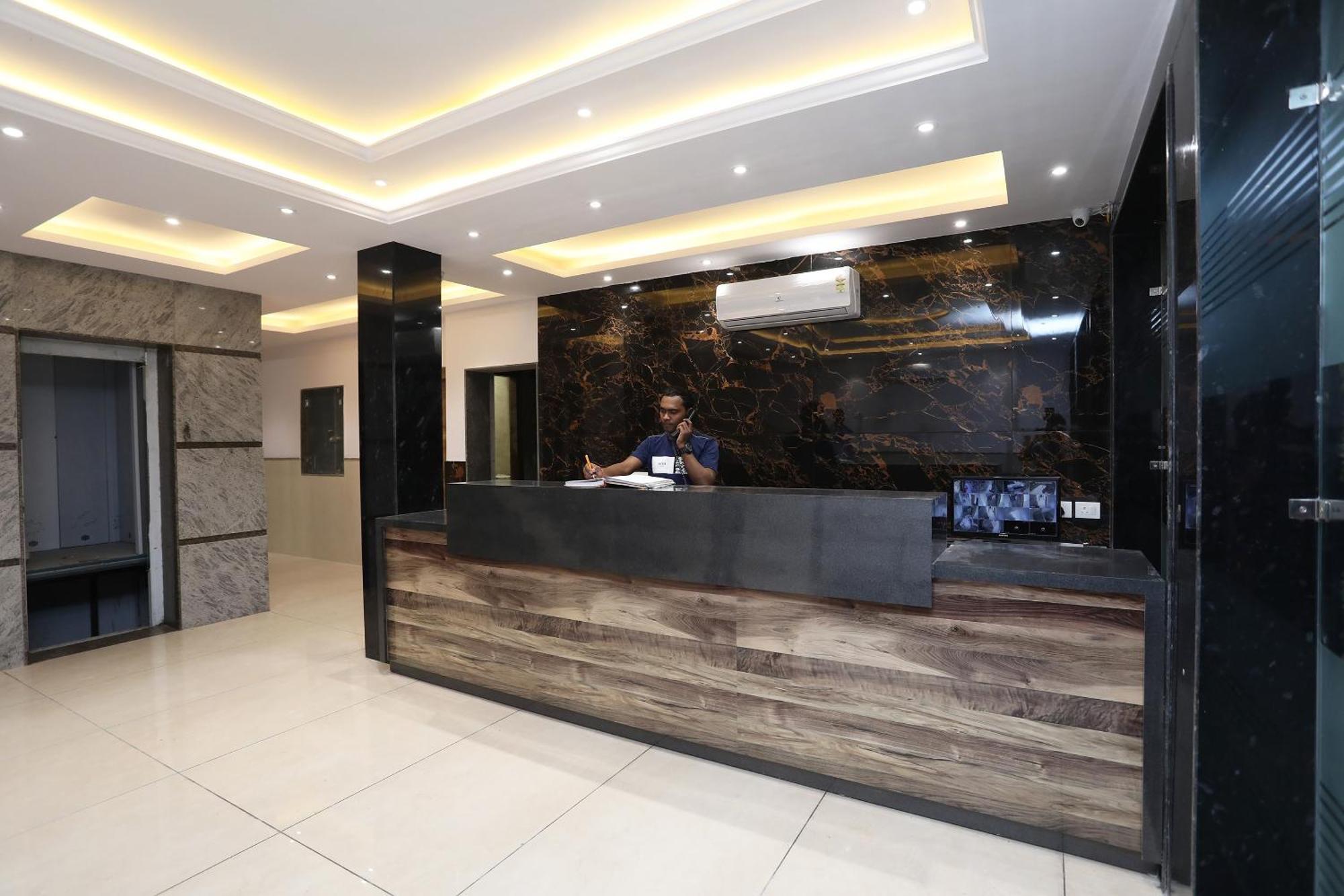 Hotel Ivy New Delhi Exterior photo