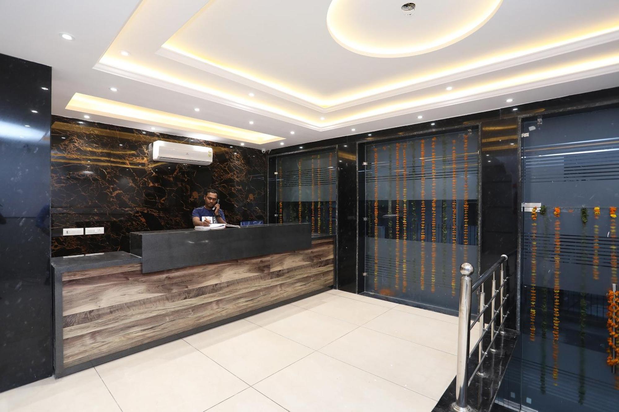 Hotel Ivy New Delhi Exterior photo